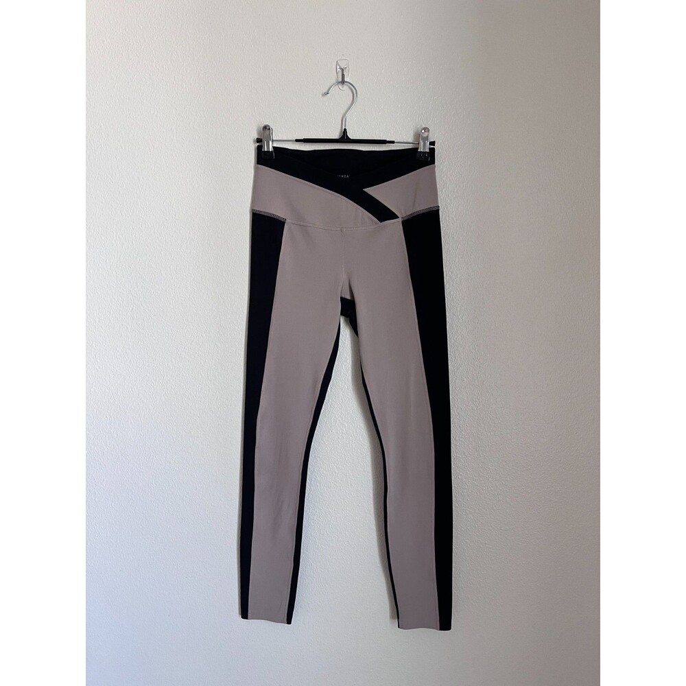 Athleta Chroma 7/8 Tight in Powervita Beige/Black Size XS